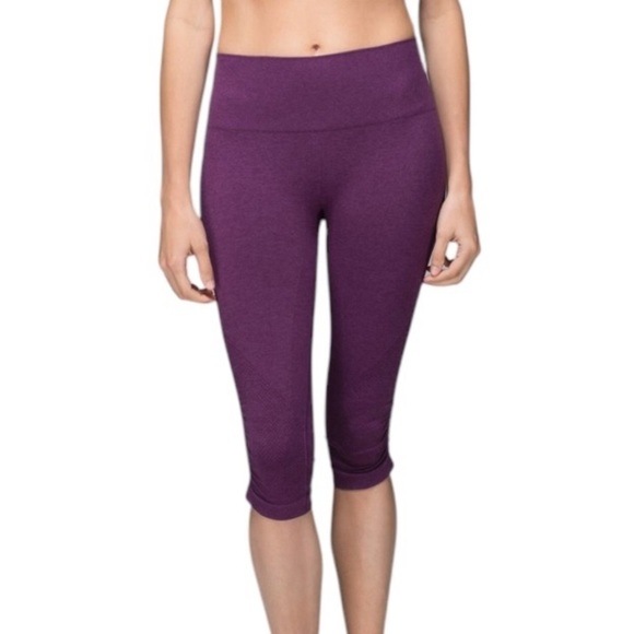 Lululemon In The Flow Crop II Heathered Berry Yum Yum Size 6 - Picture 11 of 11
